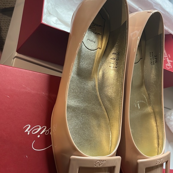 🤎🧡SOLD🤎🧡Pre-owned $595 Roger Vivier Nude Patent Ballet Flats, Size 37.5 - Picture 6 of 8